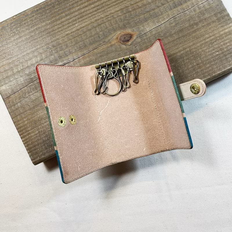 植鞣革牛皮_平口扣條鑰匙套_茄芷傳統三色