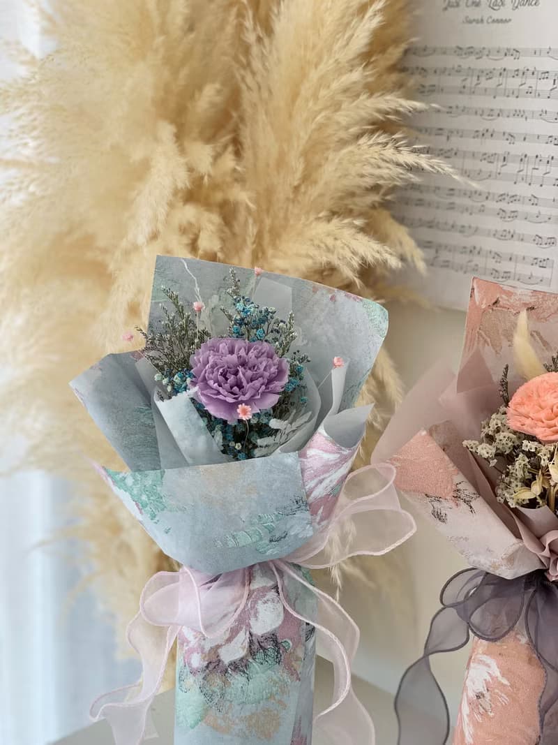 莫內花園油畫風 康乃馨永生花束 乾燥花永生花束 母親節禮物