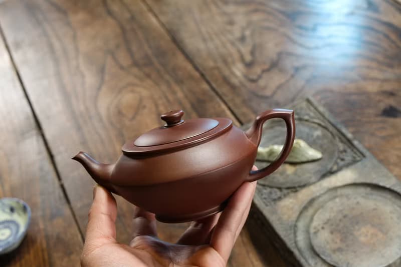 送禮紫砂壺茶壺汉云   紫泥 240ml 14孔 刘素素作品  整器衔接自