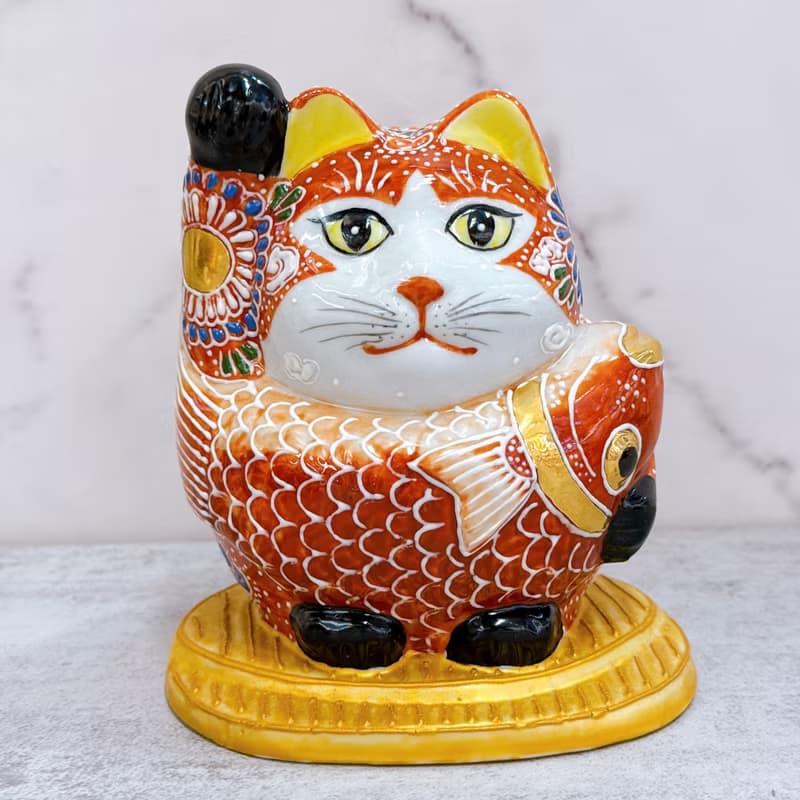 【鯛福赤耀】日本九谷燒招財貓 | 小判鯛持 - 赤盛