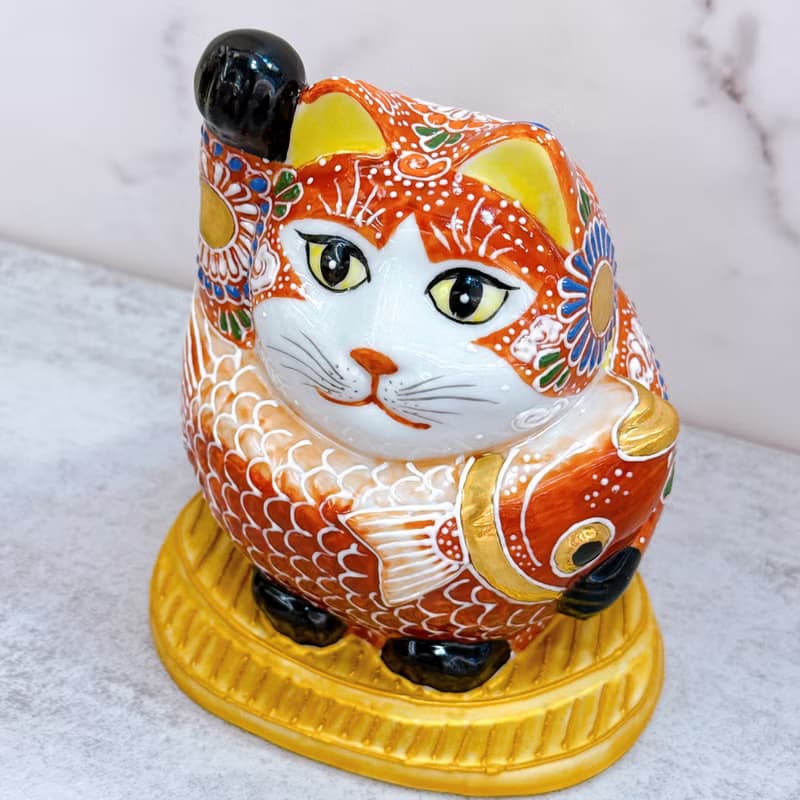 【鯛福赤耀】日本九谷燒招財貓 | 小判鯛持 - 赤盛