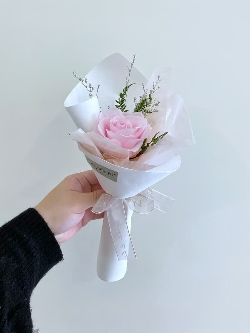 芮米有花_情人節加大玫瑰永生花乾燥花花束