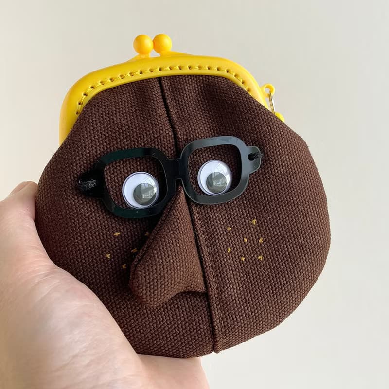 我不醜好聰明/微刺繡/塑膠口金零錢包