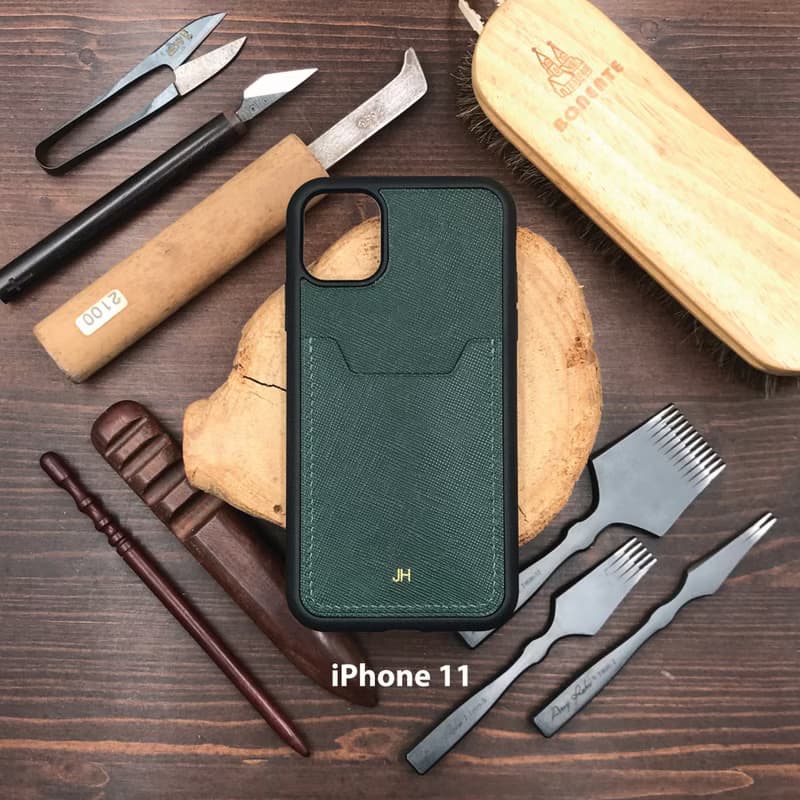 【iPhone咭位手機殼】綠色十字紋牛皮/防摔全包覆/悠遊卡套