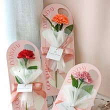 香氛康乃馨掛卡 香氛康乃馨花束 / 母親節花束 工商訂製 企業贈禮