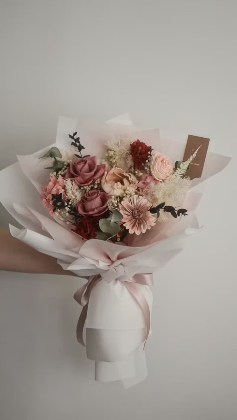 /復古玫瑰花束/求婚花束 七夕 教師節 玫瑰 滿天星 棉花 生日
