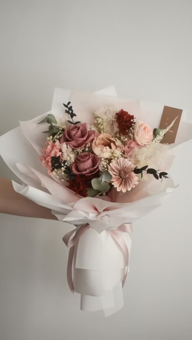 /復古玫瑰花束/求婚花束 七夕 教師節 玫瑰 滿天星 棉花 生日