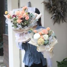 康乃馨鮮花花束 母親節花束 粉膚色 鮮花花束