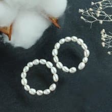 14kgf- rice pearl ear cuff
