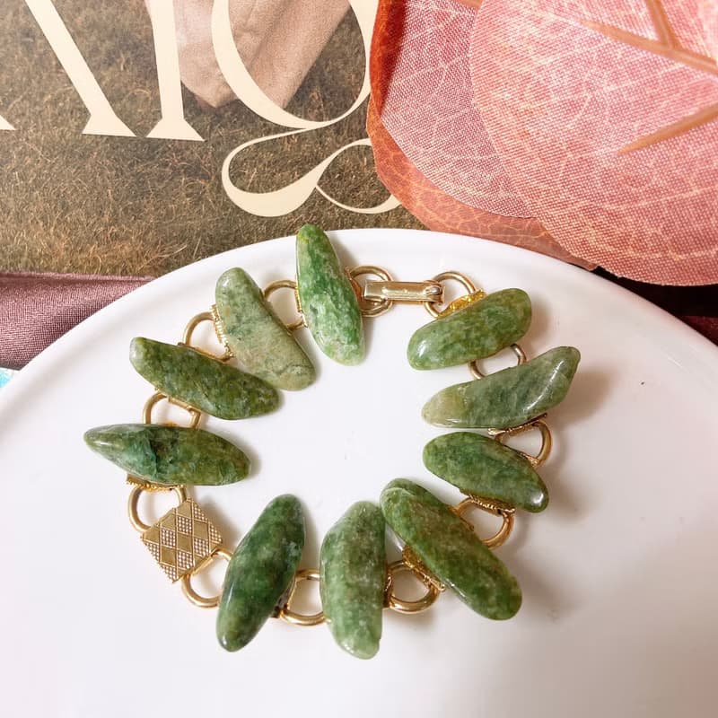 【西洋古董飾品】厚天然玉石原石 錶扣連續鏈圈 手鍊 手環