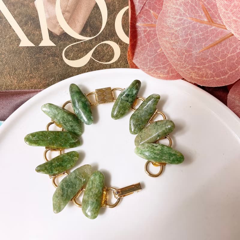 【西洋古董飾品】厚天然玉石原石 錶扣連續鏈圈 手鍊 手環