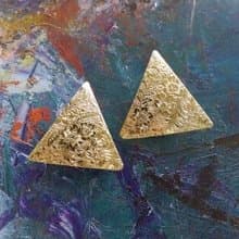 Vintage Jewelry 西洋古董飾品 細緻雕花三角  夾式耳環