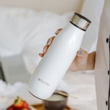 01LIV x wbottle 500ml不銹鋼雙層真空茶滤防漏保溫瓶環保杯白色