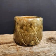 灰釉青瓷茶碗 / 掌盅 / 手捧碗