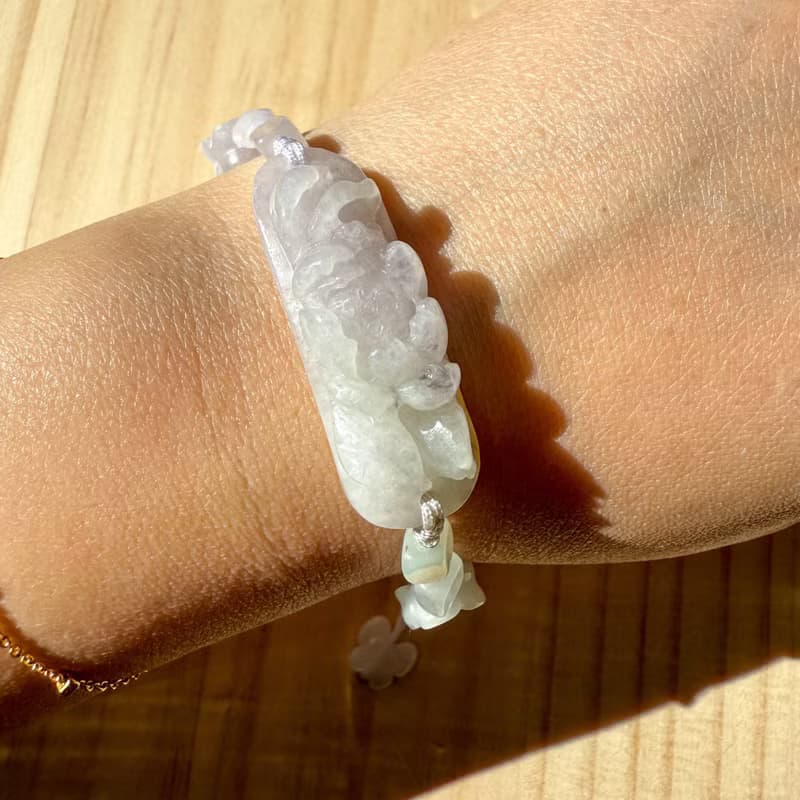 手工編織翡翠手鍊 — 牡丹與飛舞之翼