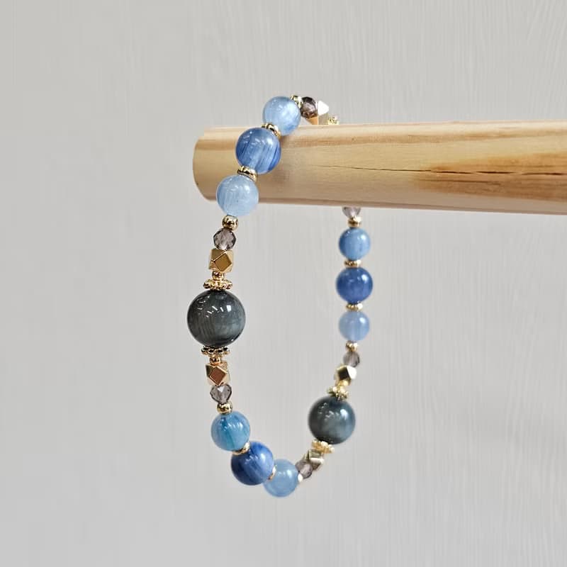 心有山海 靜而不爭 | 鷹眼石 藍晶石 茶晶 沈穩寧靜 心靈智慧成長