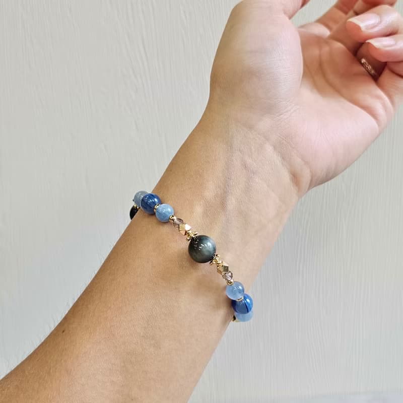 心有山海 靜而不爭 | 鷹眼石 藍晶石 茶晶 沈穩寧靜 心靈智慧成長