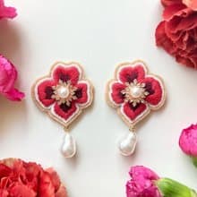 bon bon Dahlia pink ( pearl )【刺繍アクセサリー/お正月/卒業式/プチギフト/クリスマス】