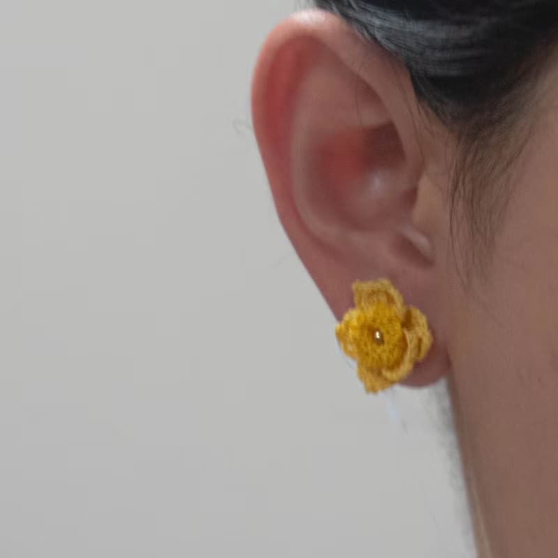 【水仙花】 耳環 微鉤 針織 花 耳飾 耳夾 手作