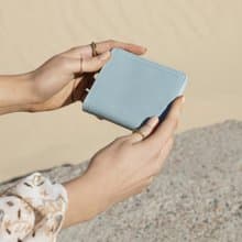 IN ANOTHER LIFE 極簡短夾_藍、灰、駝、黑、粉