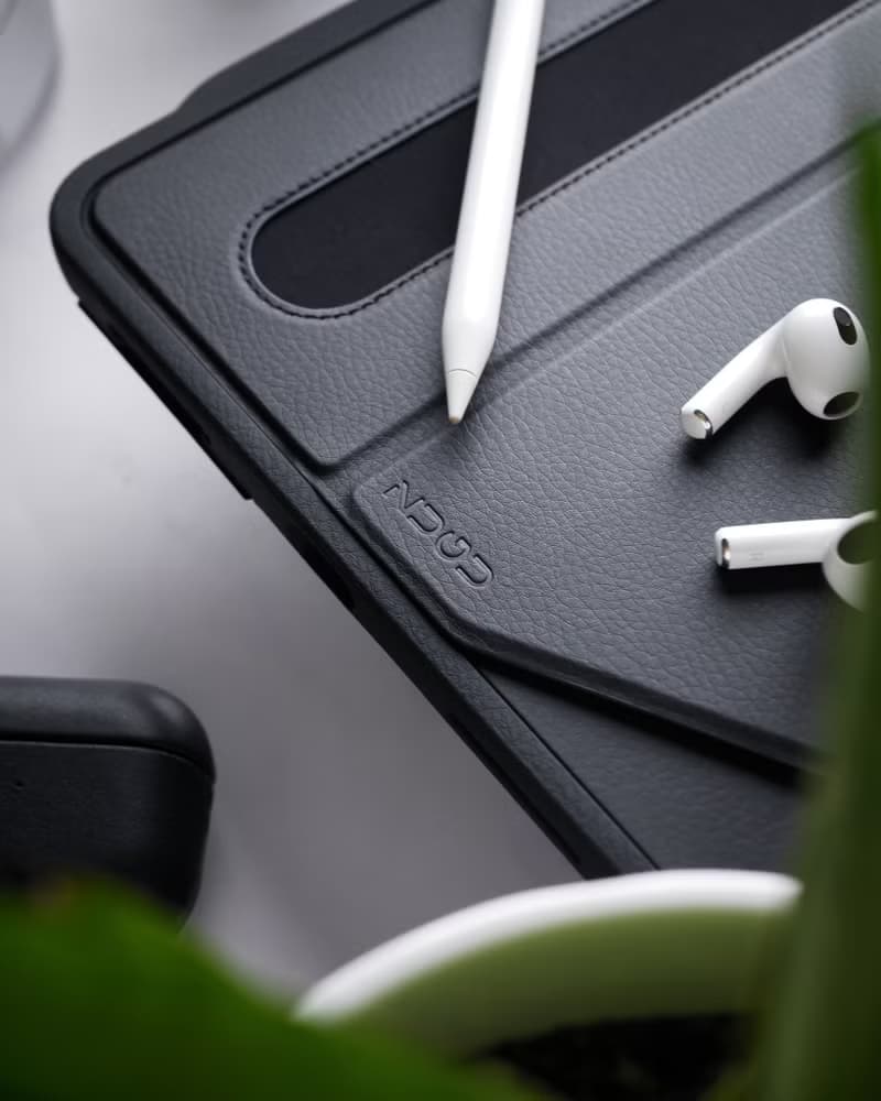 ZUGU iPad case 超薄防震保護殼 - 11吋經典黑