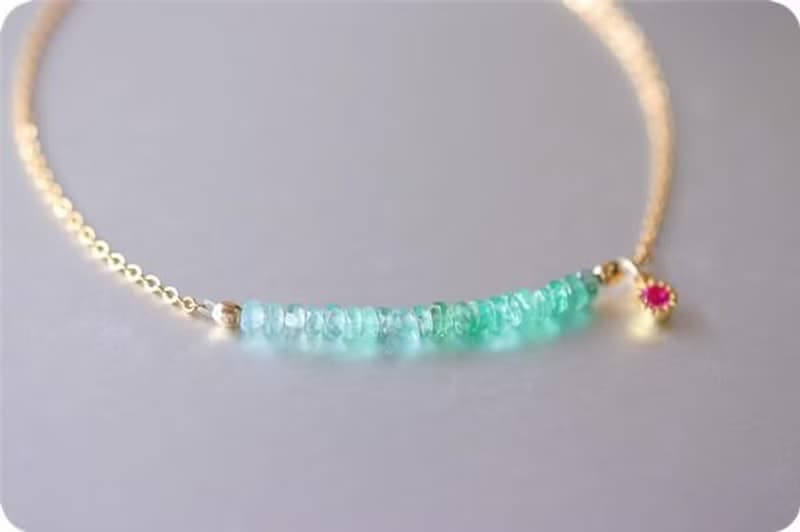 グラデーション エメラルドのブレスレット  5月誕生石 14KGFバージョン