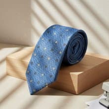 小花雜訊藍領帶