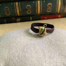 戒指 日本白瓷 自然釉色 無限看不膩色調 真皮革