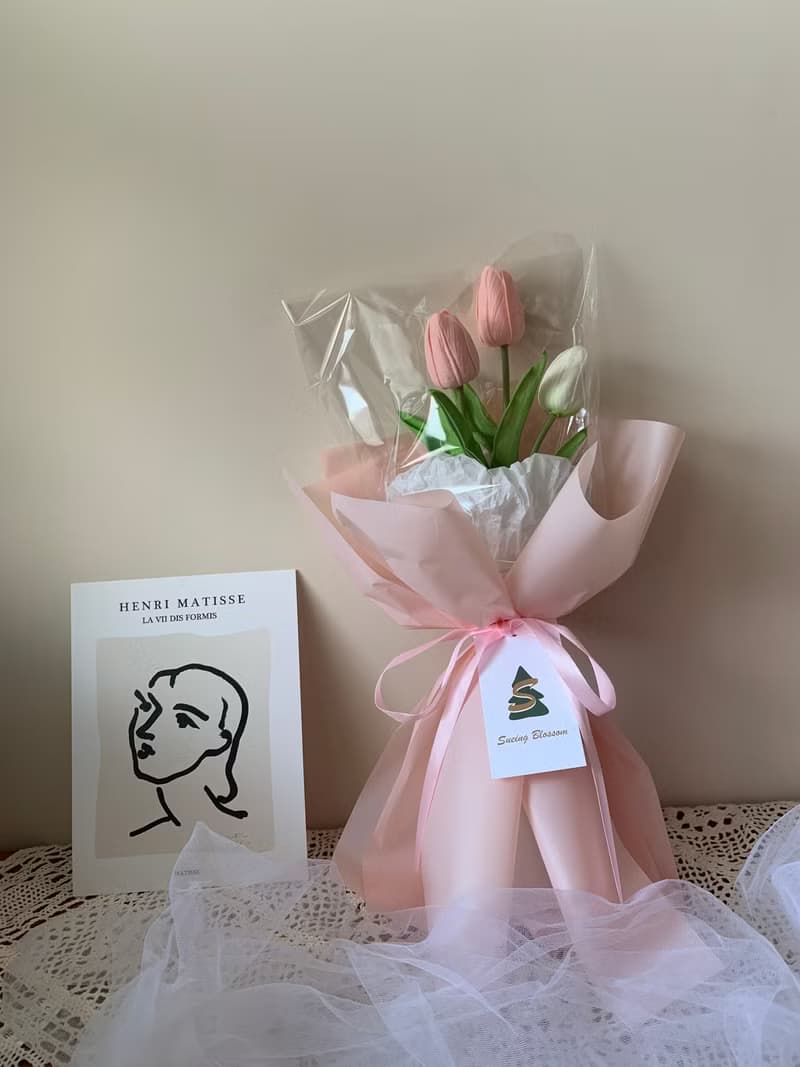 sueing_blossom  鬱金香棉花糖三隻花束