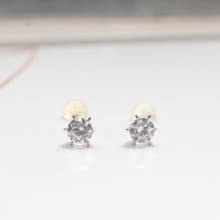 14K 六爪鑽石耳針耳環(一對)