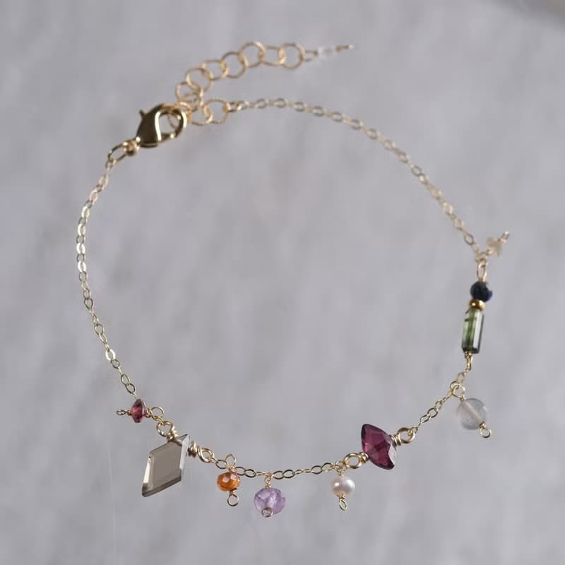 hátíð bracelet 天然石チェーンブレスレット　スモーキークォーツ ガーネット ラピスラズリ トルマリン　クリスマス　贈り物　プレゼント　ギフト