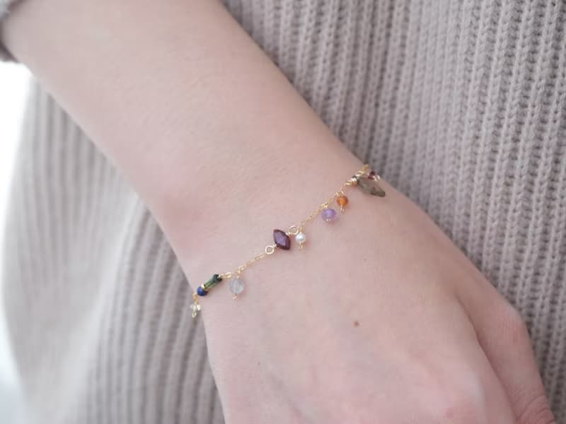 hátíð bracelet 天然石チェーンブレスレット　スモーキークォーツ ガーネット ラピスラズリ トルマリン　クリスマス　贈り物　プレゼント　ギフト