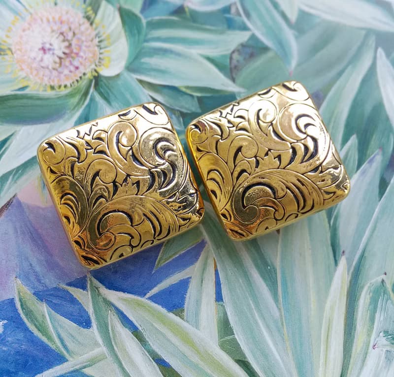 Vintage Jewelry 西洋古董飾品 花草壓紋  夾式耳環