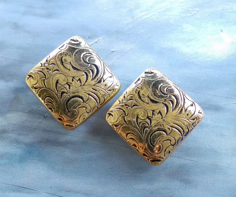 Vintage Jewelry 西洋古董飾品 花草壓紋  夾式耳環
