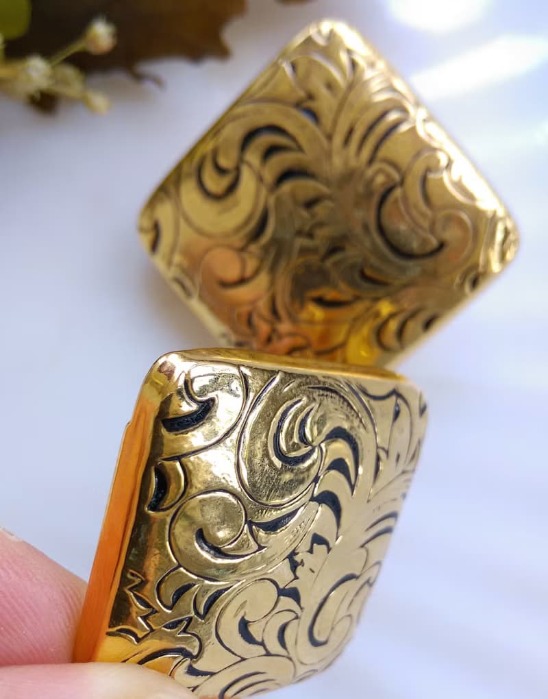 Vintage Jewelry 西洋古董飾品 花草壓紋  夾式耳環