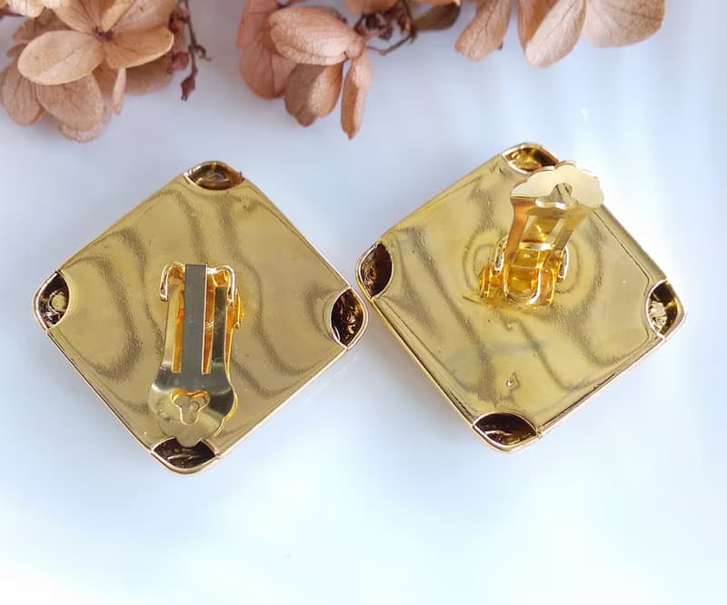 Vintage Jewelry 西洋古董飾品 花草壓紋  夾式耳環