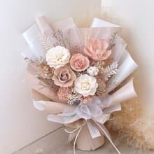 永生玫瑰花束-粉杏輕語 l 奶杏色永生玫瑰 奶茶色花束 情人節花束