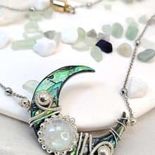 纏繞飾品 - 月神孔雀 - 貝殼月光項鍊