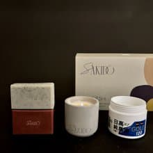 【SAKIDO】厚禮盒 日日安好皂(木質花香)+溫感蠟燭+日高馬油