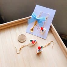 minita* 迷你草莓奶油蛋糕耳環 耳勾 耳夾 高仿真 療癒小物 袖珍