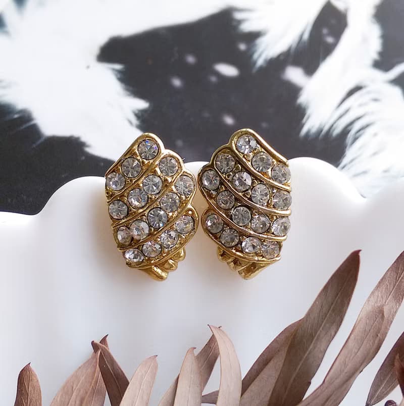 Vintage Jewelry 西洋古董飾品 TRIFARI 摩登對稱 小巧 針式耳環