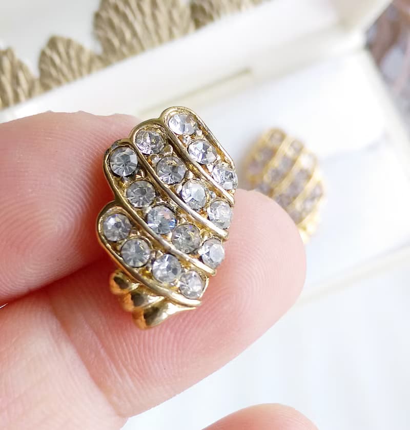 Vintage Jewelry 西洋古董飾品 TRIFARI 摩登對稱 小巧 針式耳環