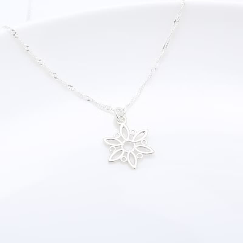 【Angel & Me】耶誕 雪花 鏤空 s925 純銀 項鍊 生日 情人節 禮物