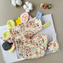 彩繪小花朵  彌月禮3件組  新生兒禮 圍兜兜 奶嘴鏈  口水巾