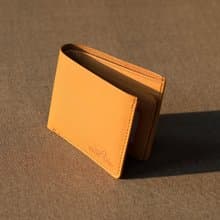 WEALTHY- LEATHER SHORT WALLET-YELLOW CREAM