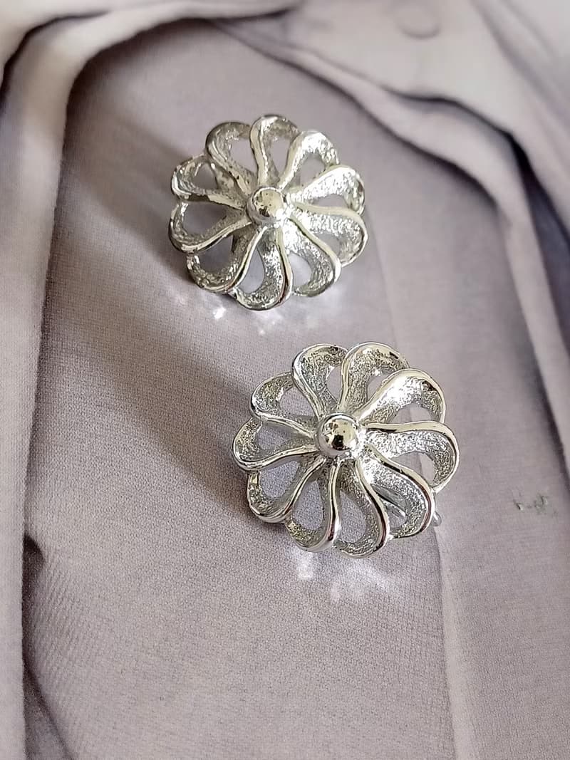 vintage jewelry SARAH COV亮銀旋葉花卉 夾式耳環