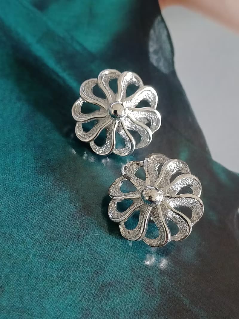 vintage jewelry SARAH COV亮銀旋葉花卉 夾式耳環