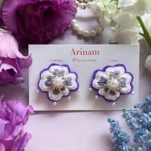 刺繍アクセサリー/リゾート/ウエディング/ラベンダーピアスor イヤリング - Frill - white × lavender purple