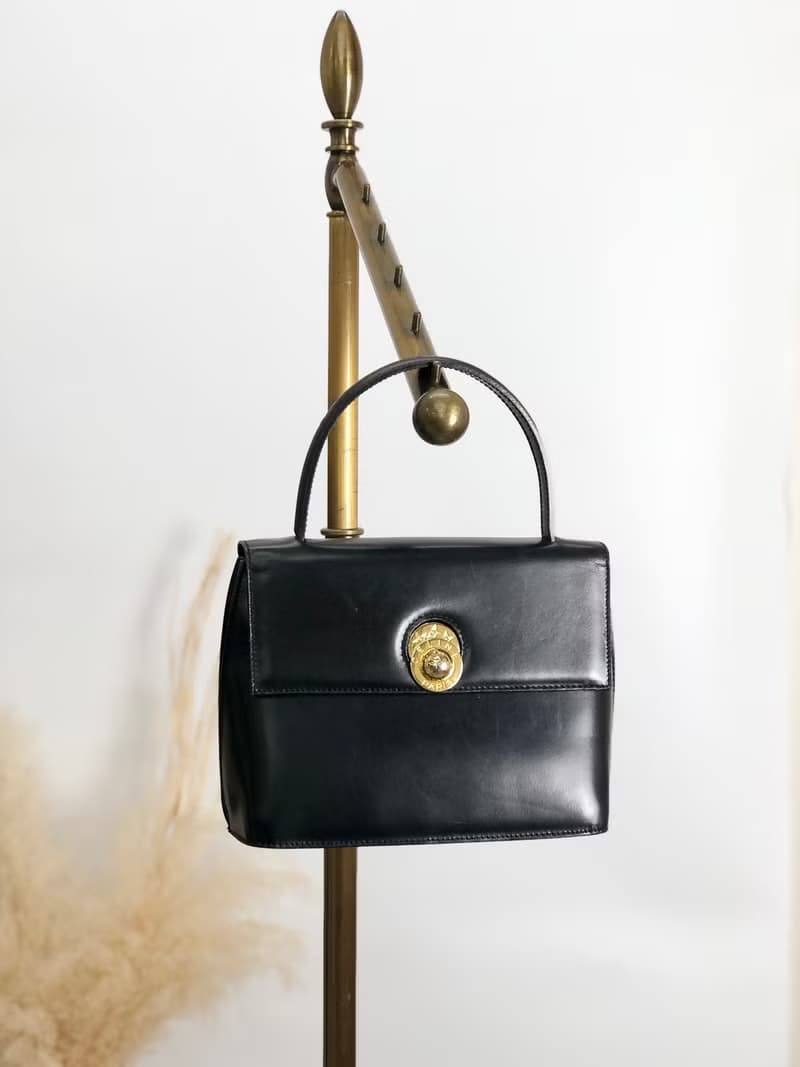 【 日本直送　名牌中古包 】CELINE セリーヌ ハンドバッグ ブラック スターボール レザー vintage ヴィンテージ オールド 5fj8x2