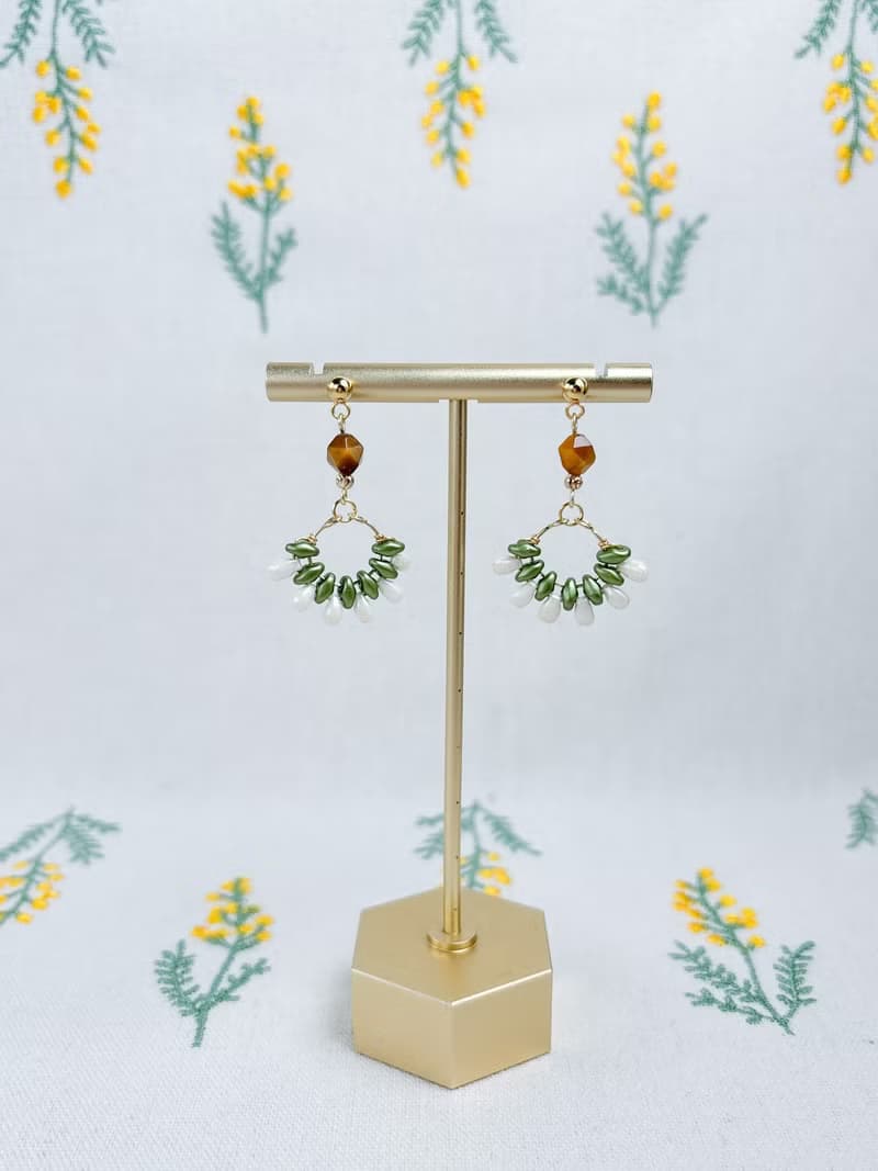 日式串珠-虎眼石煙火花耳環/黃+淺綠